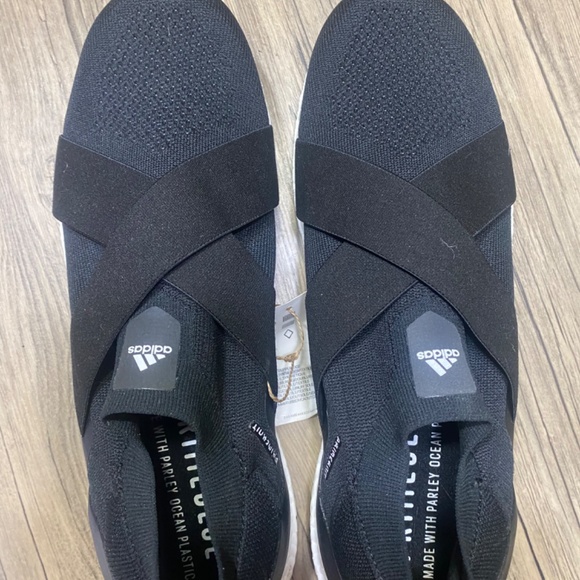 Ultra Boost Slip On Womens - Picture 3 of 5